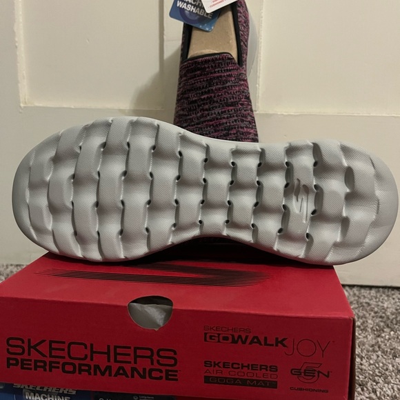 Skechers Performance GOwalk Joy Everly Knit Slip-Ons - Size 7.5 - Picture 6 of 8